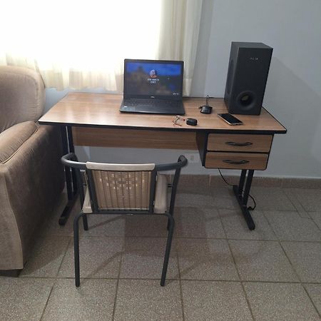 Apartamento Com Estacionamento, Wi-Fi, Ar Condicionado A 300 Metros Da Praia Da Enseada No Guaruja. Zewnętrze zdjęcie