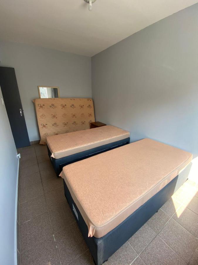 Apartamento Com Estacionamento, Wi-Fi, Ar Condicionado A 300 Metros Da Praia Da Enseada No Guaruja. Zewnętrze zdjęcie