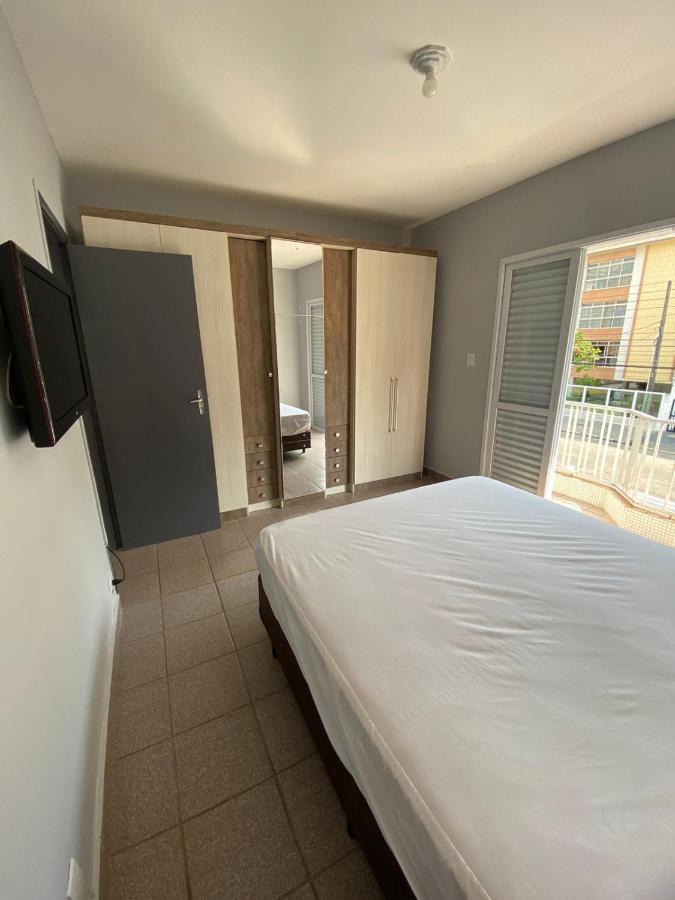Apartamento Com Estacionamento, Wi-Fi, Ar Condicionado A 300 Metros Da Praia Da Enseada No Guaruja. Zewnętrze zdjęcie