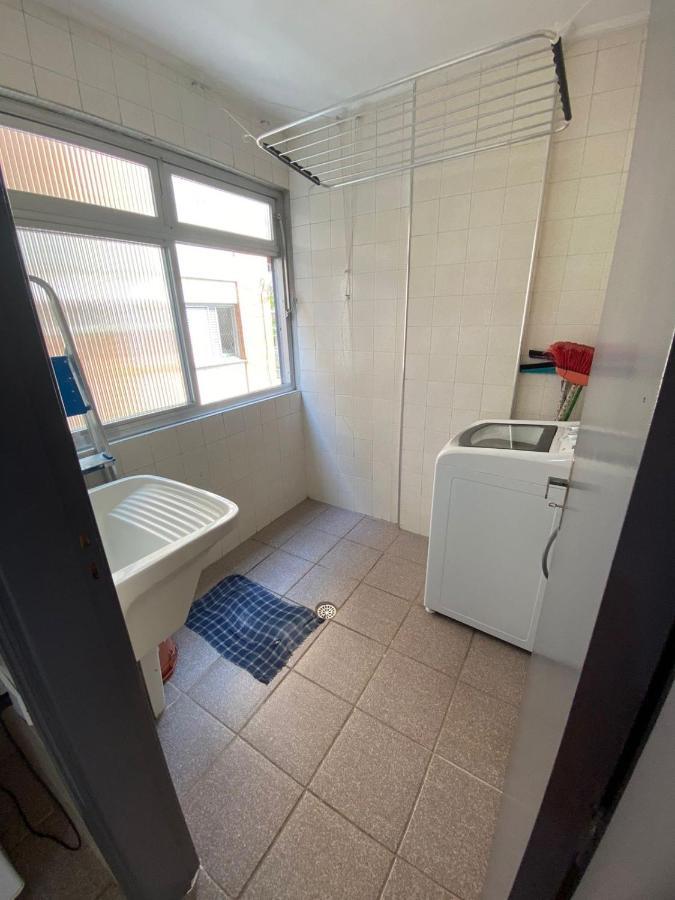 Apartamento Com Estacionamento, Wi-Fi, Ar Condicionado A 300 Metros Da Praia Da Enseada No Guaruja. Zewnętrze zdjęcie