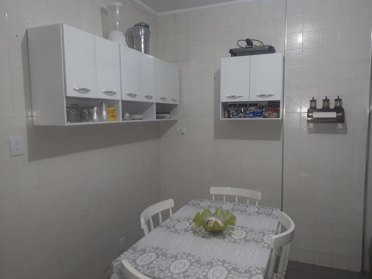 Apartamento Com Estacionamento, Wi-Fi, Ar Condicionado A 300 Metros Da Praia Da Enseada No Guaruja. Zewnętrze zdjęcie