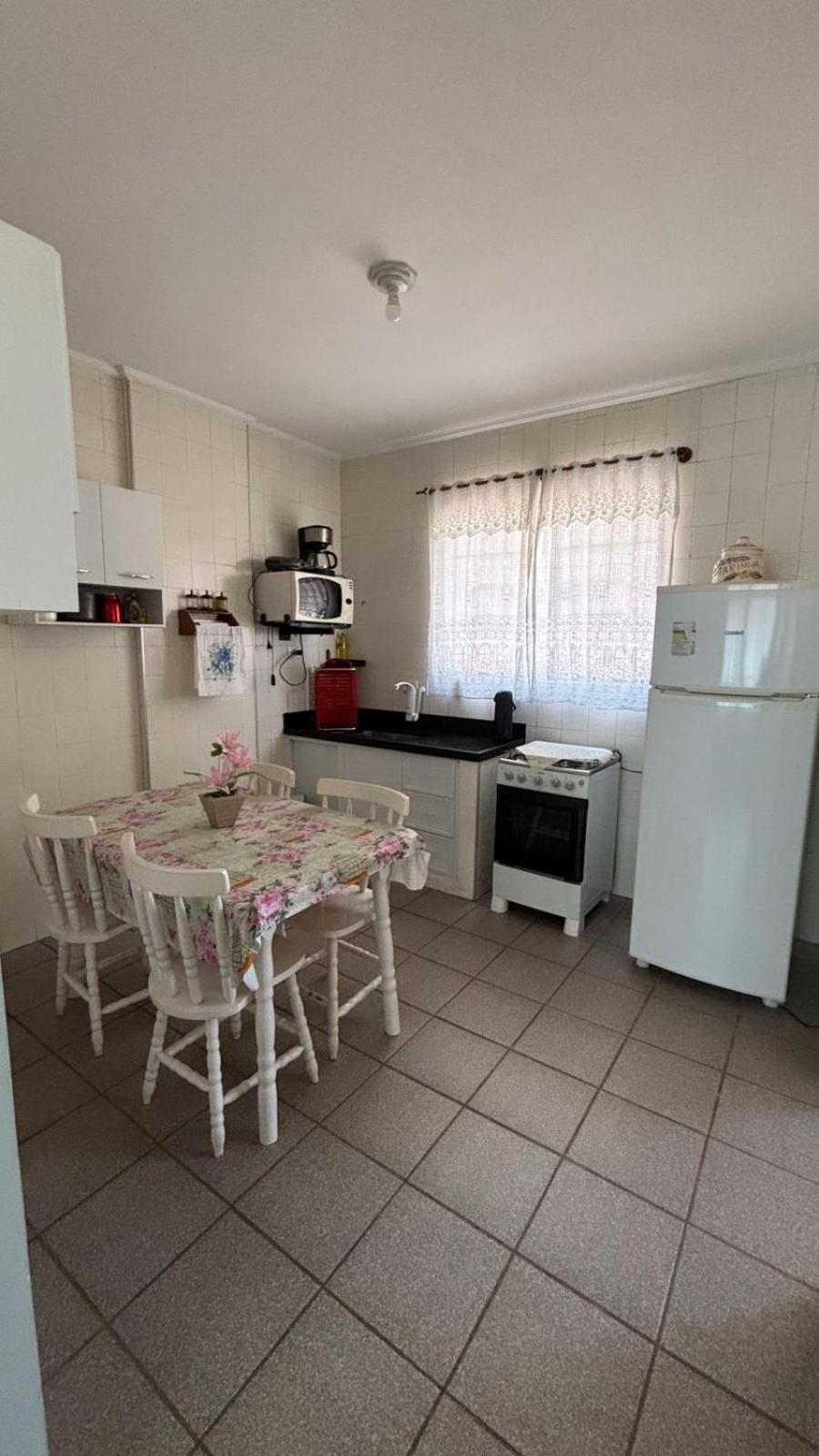Apartamento Com Estacionamento, Wi-Fi, Ar Condicionado A 300 Metros Da Praia Da Enseada No Guaruja. Zewnętrze zdjęcie