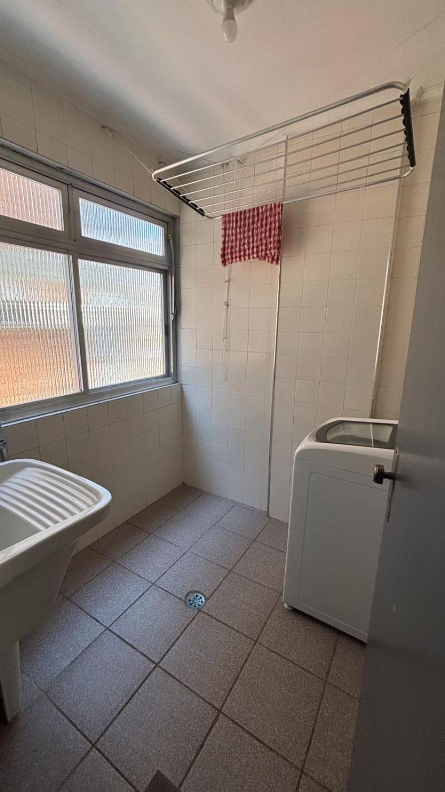 Apartamento Com Estacionamento, Wi-Fi, Ar Condicionado A 300 Metros Da Praia Da Enseada No Guaruja. Zewnętrze zdjęcie
